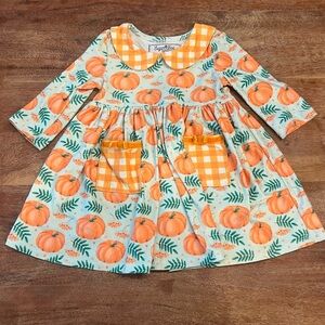 Sugar Bee Pumpkins on Mint Twirl‎ Dress size 12 months